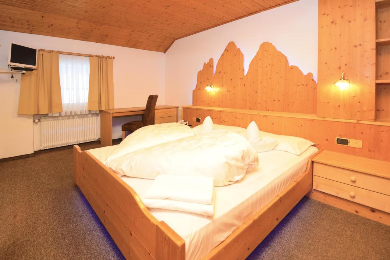 מונגואלפו Hotel Chalet Olympia מראה חיצוני תמונה