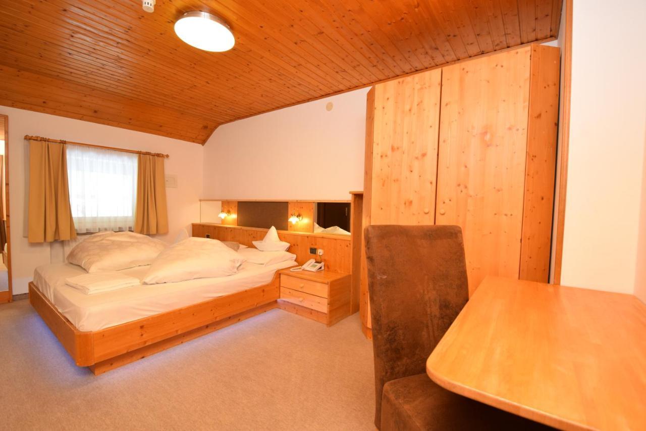 מונגואלפו Hotel Chalet Olympia מראה חיצוני תמונה