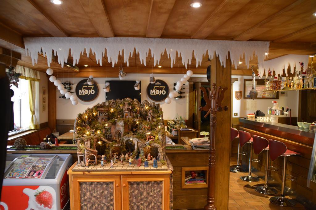 מונגואלפו Hotel Chalet Olympia מראה חיצוני תמונה