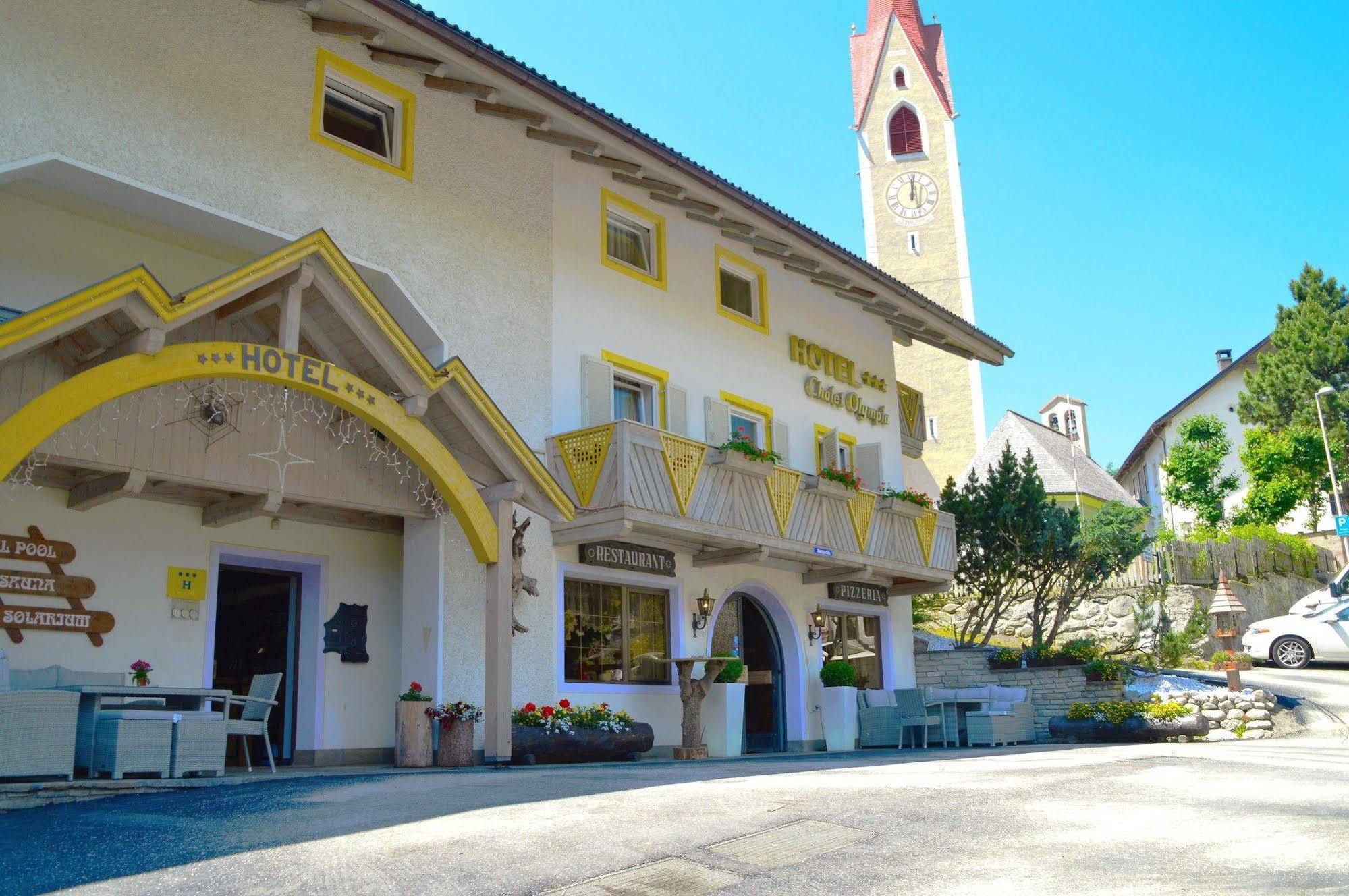 מונגואלפו Hotel Chalet Olympia מראה חיצוני תמונה